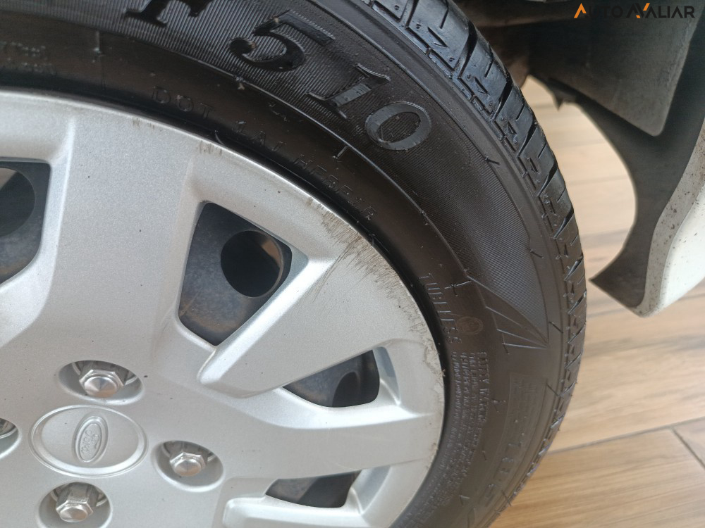 FORD KA 1.0 TI-VCT FLEX SE