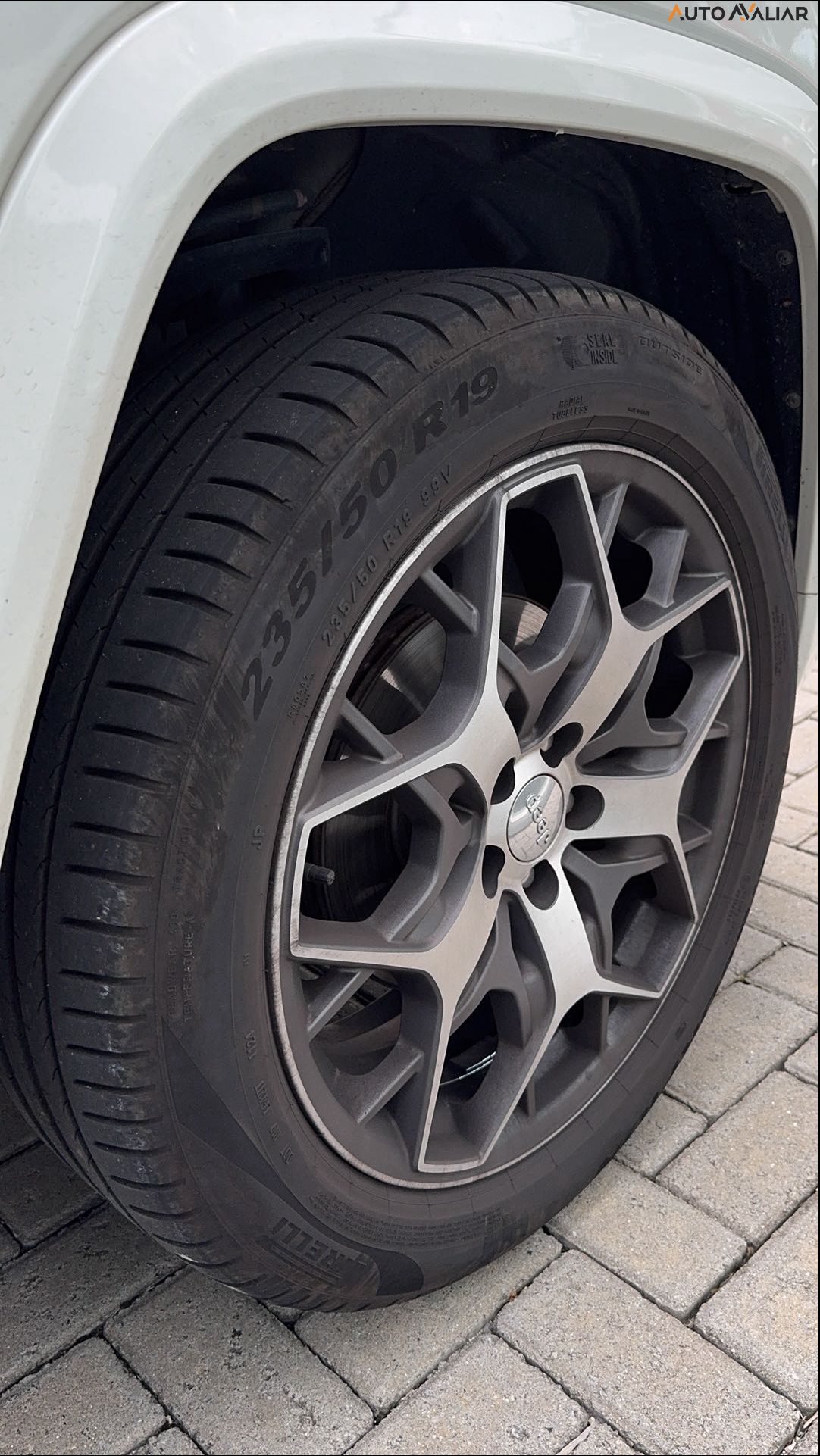 JEEP COMMANDER 1.3 T270 TURBO FLEX OVERLAND AT6