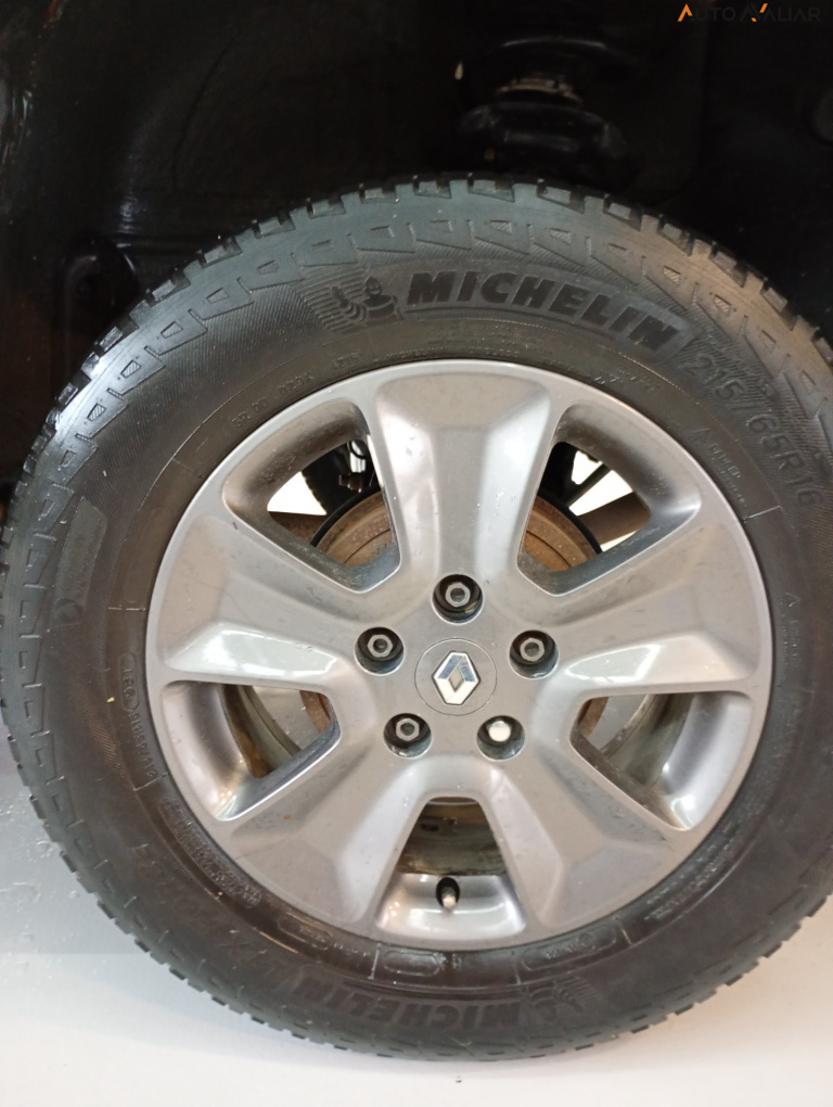 RENAULT OROCH 2.0 16V FLEX DYNAMIQUE 4P AUTOMATICO