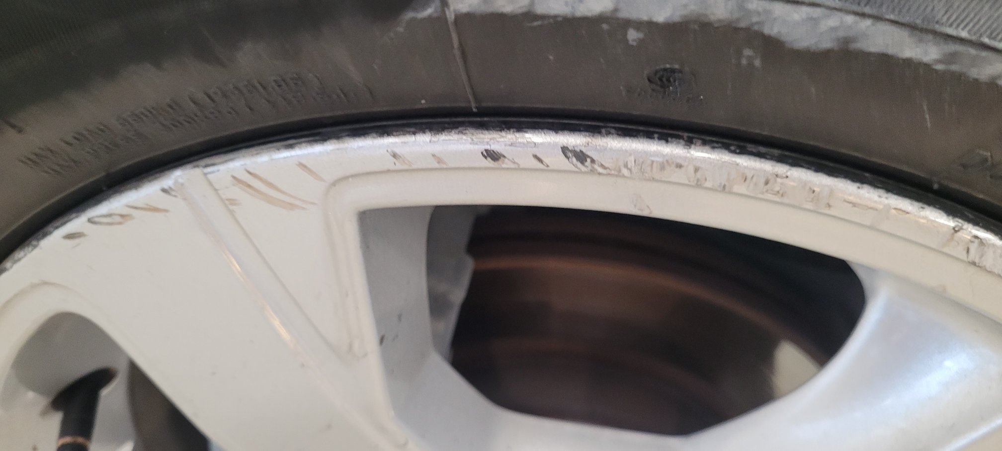 CHEVROLET ONIX 1.4 MPFI ACTIV 8V FLEX 4P AUTOMATICO