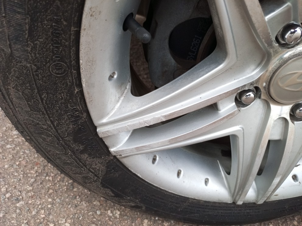 HYUNDAI HB20 1.0 COMFORT PLUS 12V TURBO FLEX 4P MANUAL