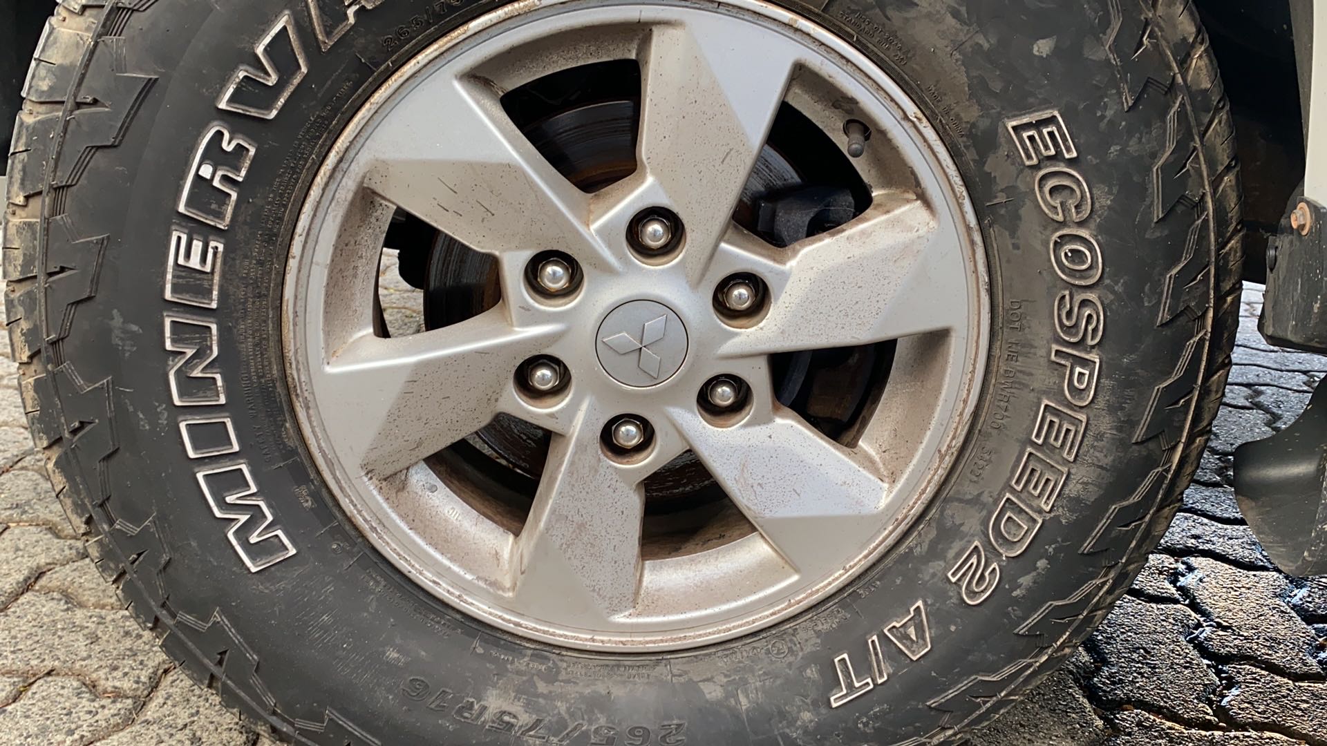 MITSUBISHI L200 Triton Sport GLS 2.4 CD Diesel Aut.