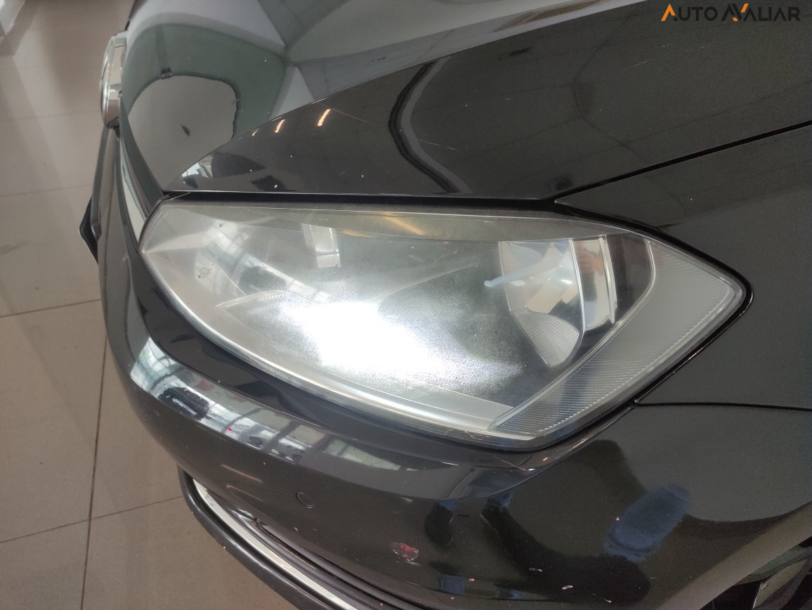 VOLKSWAGEN GOLF 1.4 TSI HIGHLINE 16V GASOLINA 4P AUTOMATICO