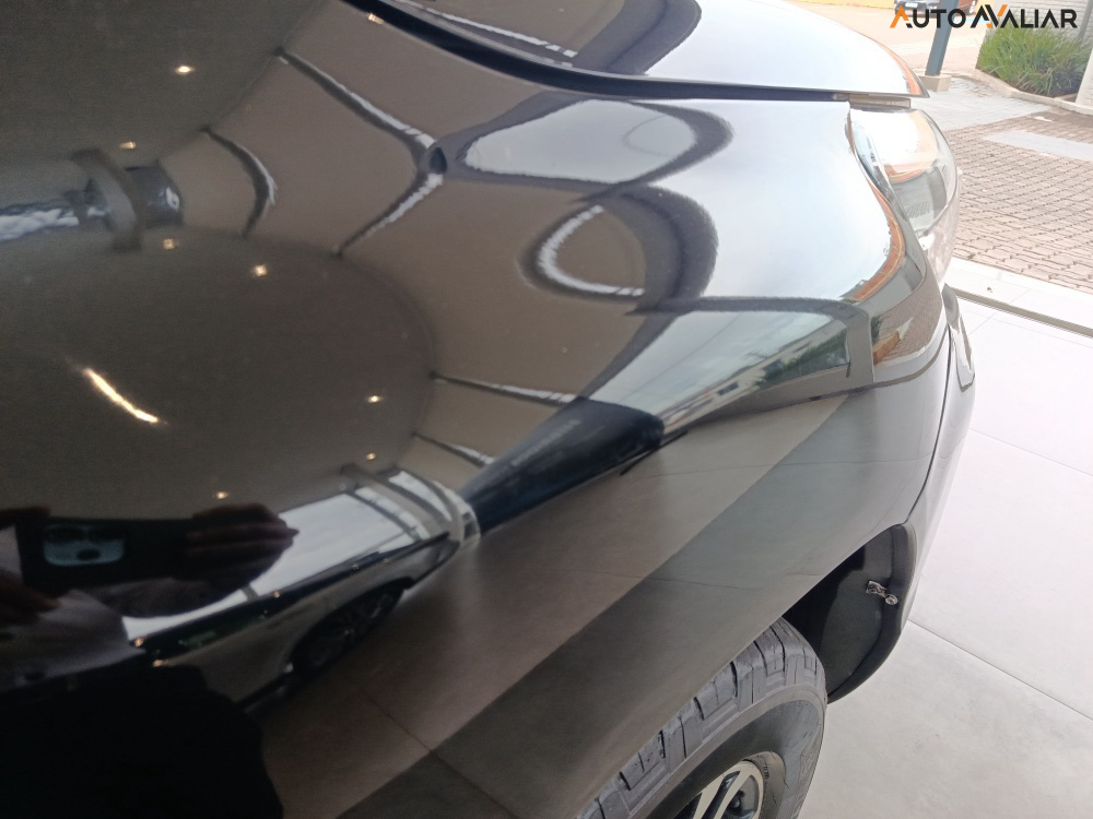 TOYOTA HILUX 2.8 D-4D TURBO DIESEL CD SRX 4X4 AUTOM&Aacute;TICO