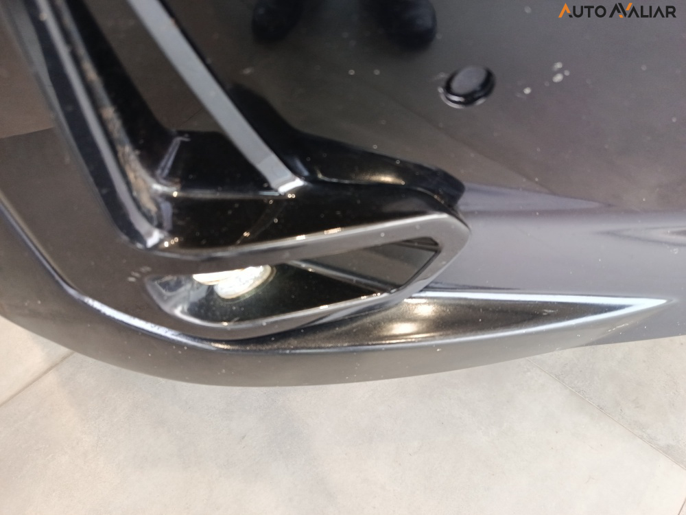 TOYOTA HILUX 2.8 D-4D TURBO DIESEL CD SRX 4X4 AUTOM&Aacute;TICO