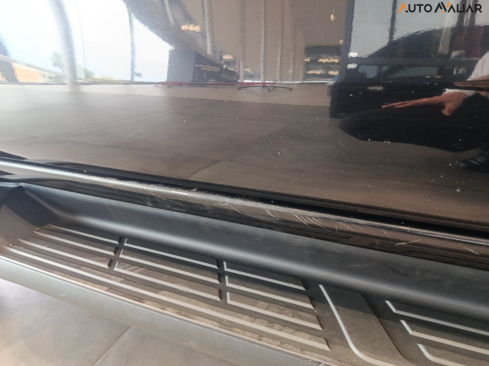 TOYOTA HILUX 2.8 D-4D TURBO DIESEL CD SRX 4X4 AUTOM&Aacute;TICO