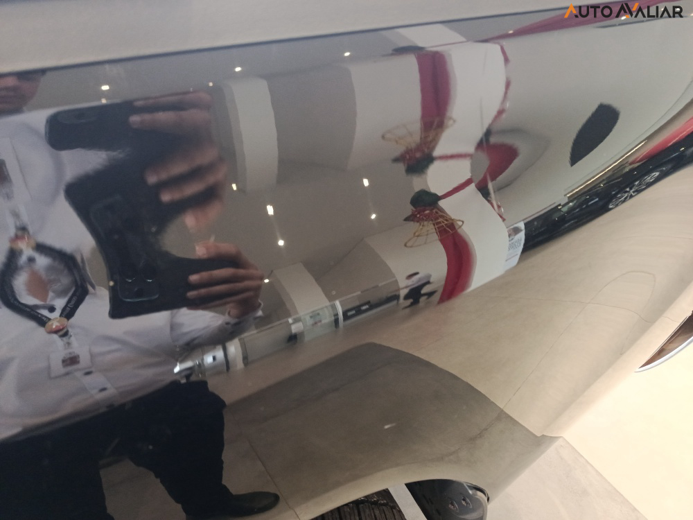 TOYOTA HILUX 2.8 D-4D TURBO DIESEL CD SRX 4X4 AUTOM&Aacute;TICO