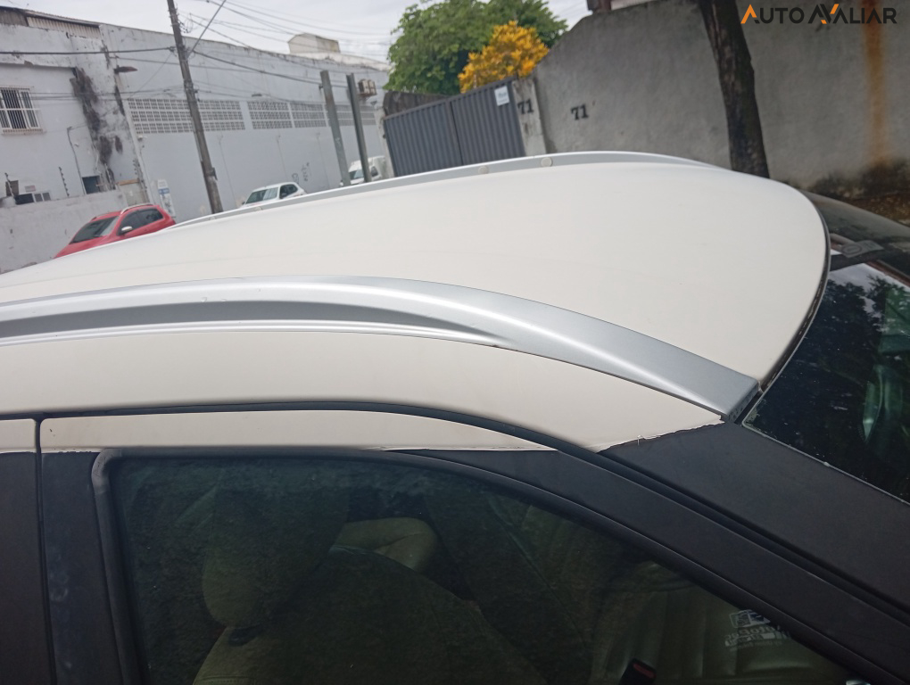 NISSAN KICKS 1.6 16V FLEX SL 4P XTRONIC