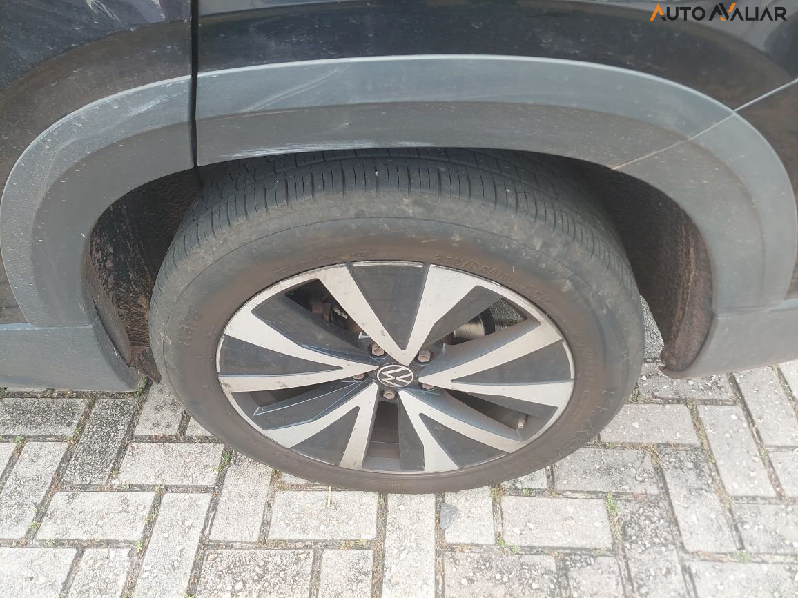 VOLKSWAGEN TAOS 1.4 250 TSI TOTAL FLEX HIGHLINE AUTOM&Aacute;TICO