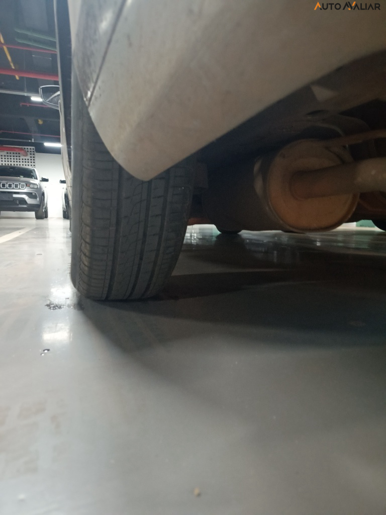 VOLKSWAGEN VOYAGE 1.0 MI 8V FLEX 4P MANUAL