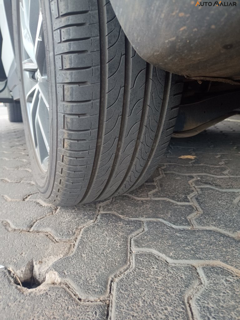 AUDI Q3 2.0 TFSI AMBIENTE QUATTRO 4P GASOLINA S TRONIC