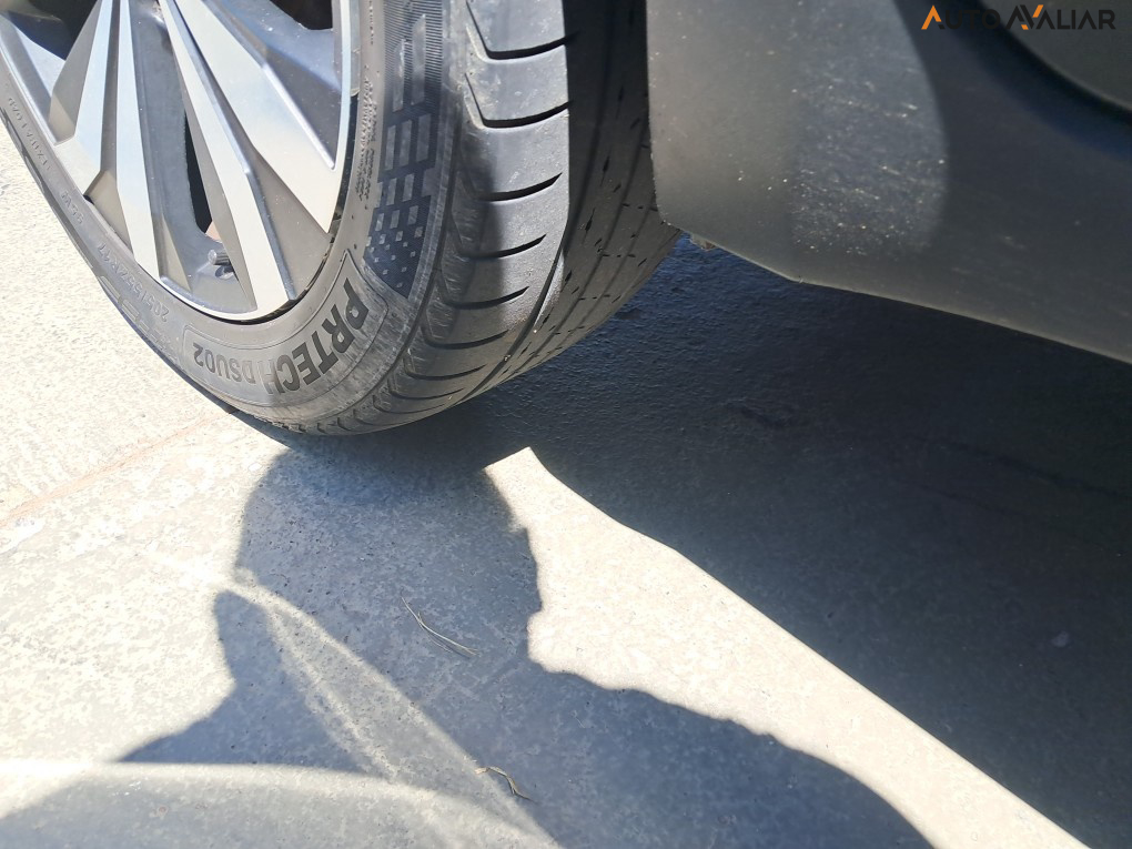 VOLKSWAGEN T-CROSS 1.4 250 TSI TOTAL FLEX HIGHLINE AUTOM&Aacute;TICO