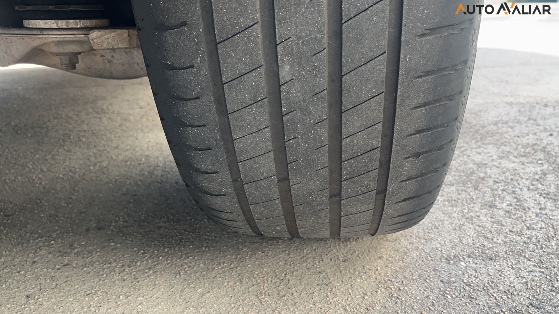 VOLVO XC60 2.0 T8 RECHARGE PLUS AWD GEARTRONIC