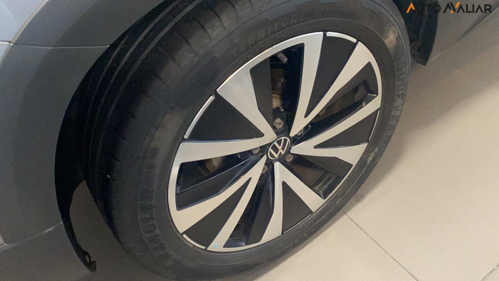 VOLKSWAGEN TAOS 1.4 250 TSI TOTAL FLEX HIGHLINE AUTOM&Aacute;TICO