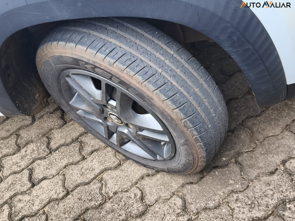 RENAULT KWID 1.0 12V SCE FLEX INTENSE MANUAL