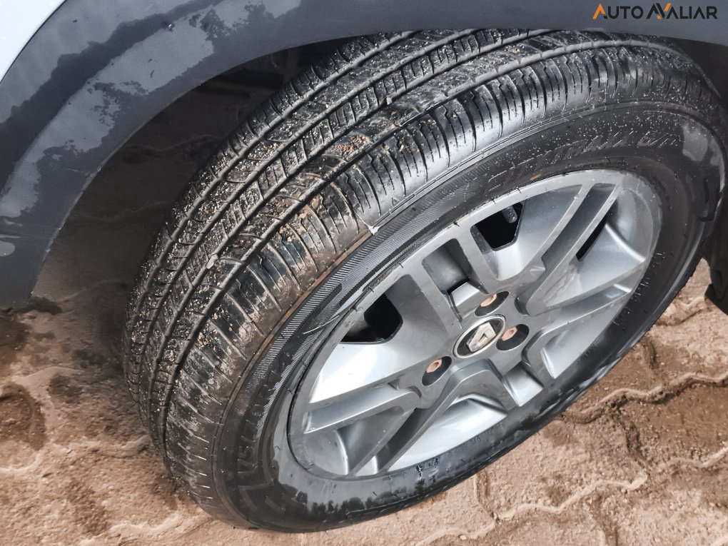 RENAULT KWID 1.0 12V SCE FLEX INTENSE MANUAL