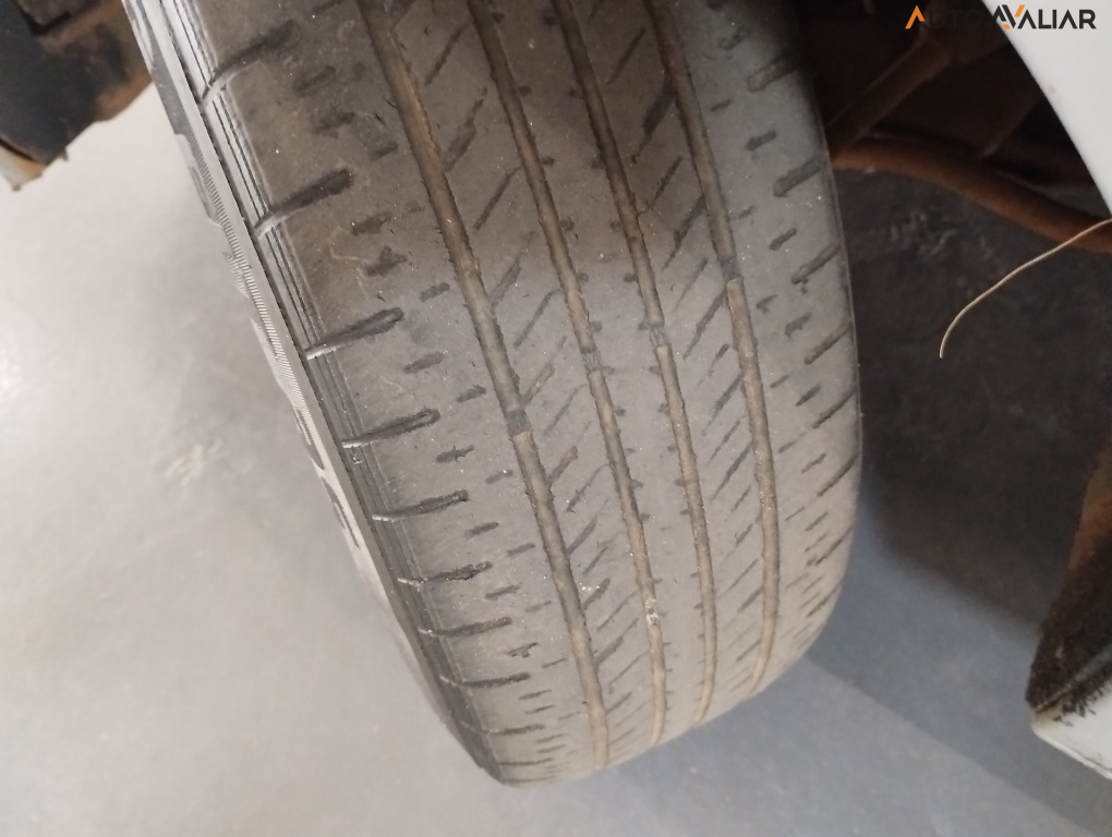 PEUGEOT 207 1.4 SEDAN ACTIVE 8V FLEX 4P MANUAL