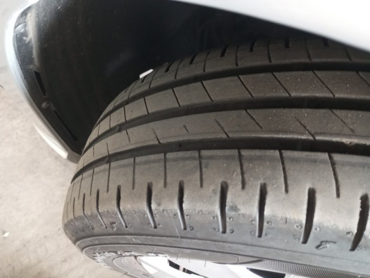 VOLKSWAGEN POLO 1.0 MPI MANUAL