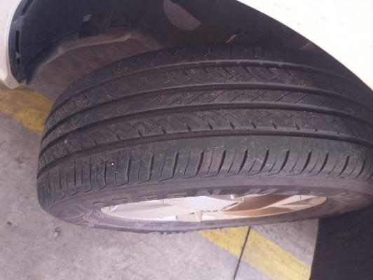 VOLKSWAGEN POLO 1.0 170 TSI MANUAL