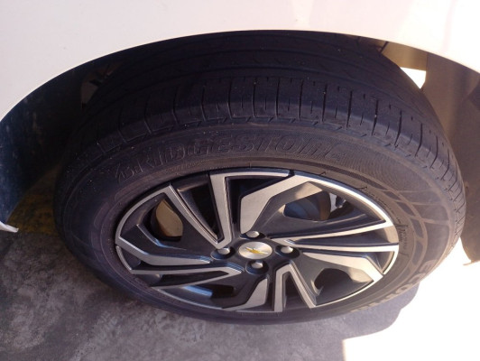 CHEVROLET ONIX 1.0 TURBO FLEX LT MANUAL