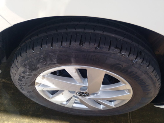 VOLKSWAGEN POLO 1.0 170 TSI MANUAL