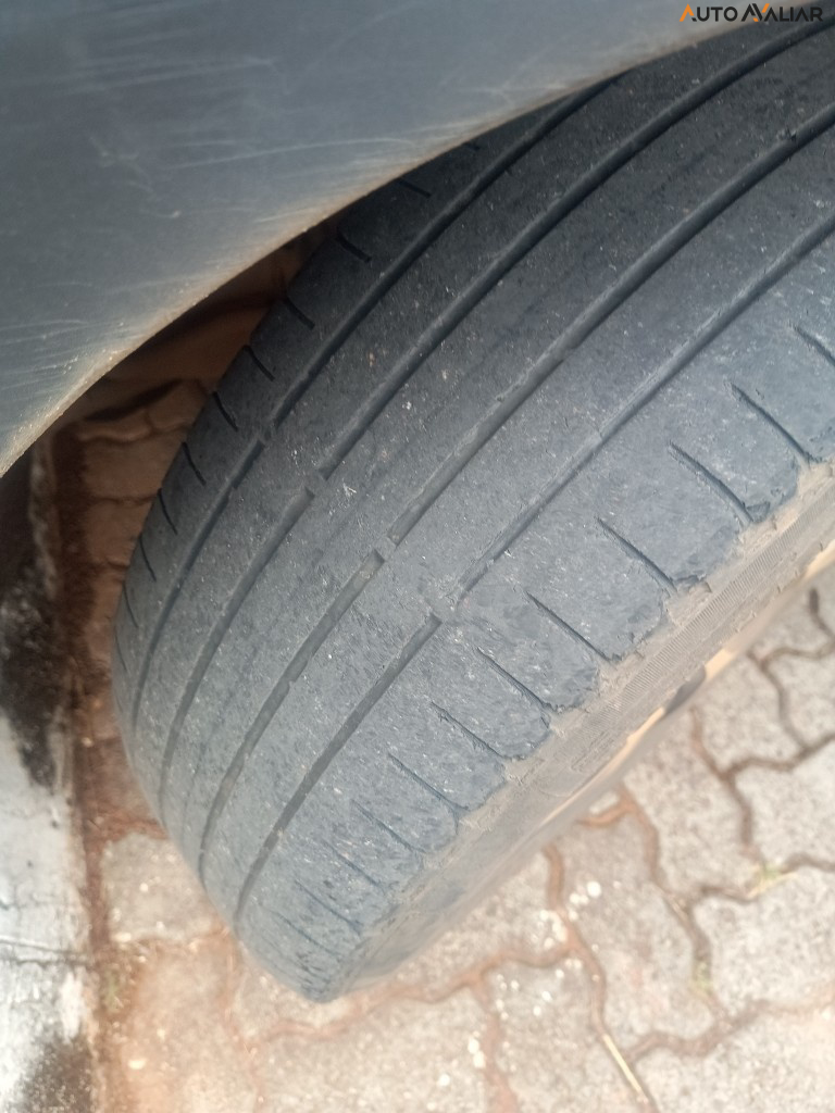 RENAULT CAPTUR 1.6 16V SCE FLEX INTENSE X-TRONIC