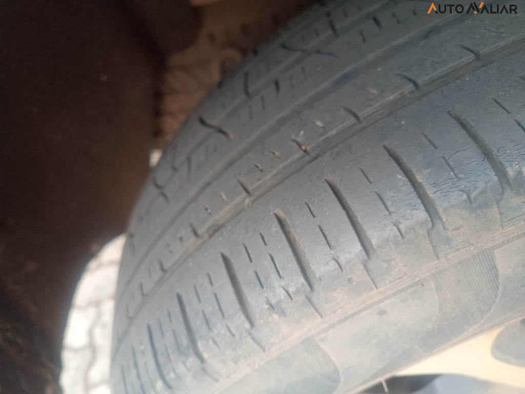 RENAULT CAPTUR 1.6 16V SCE FLEX INTENSE X-TRONIC