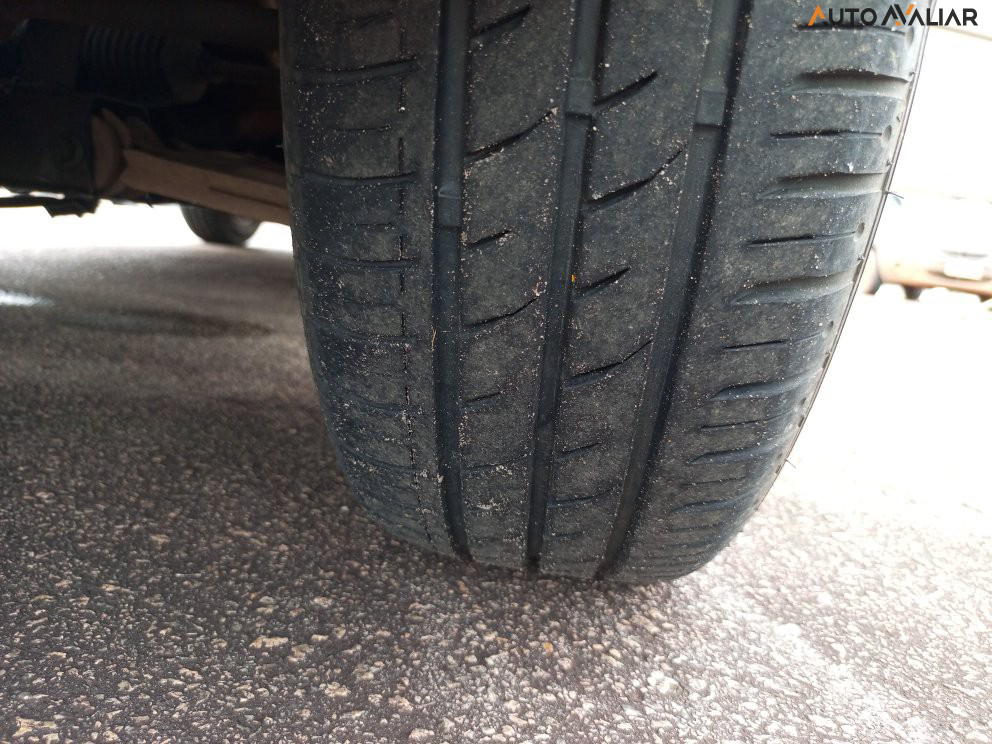 FORD FIESTA 1.0 MPI HATCH 8V FLEX 4P MANUAL