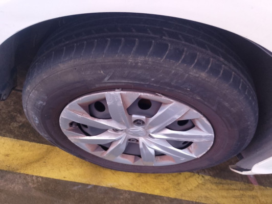 VOLKSWAGEN VOYAGE 1.0 12V MPI TOTALFLEX 4P MANUAL