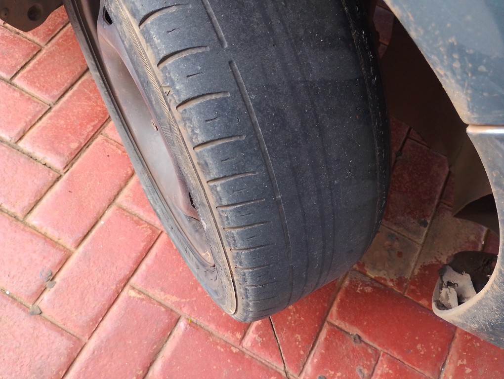 VOLKSWAGEN FOX 1.0 MI 8V FLEX 4P MANUAL