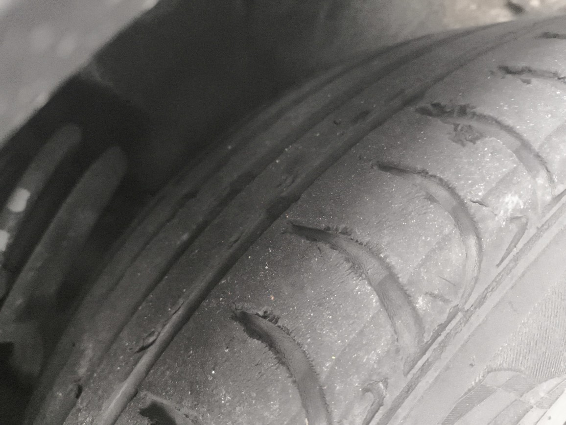 AUDI Q3 2.0 TFSI ATTRACTION QUATTRO 4P GASOLINA S TRONIC