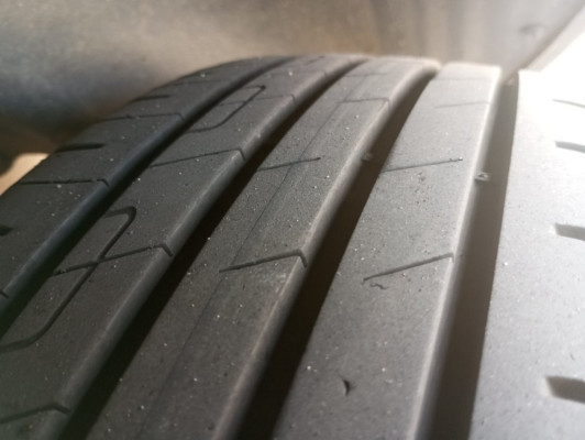 VOLKSWAGEN T-CROSS 1.0 200 TSI TOTAL FLEX AUTOM&Aacute;TICO