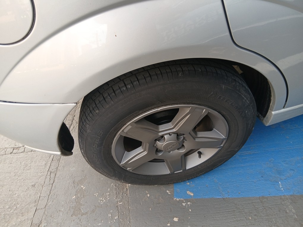 FORD FOCUS GL(KINETIC) 1.6 16V(FLEX)