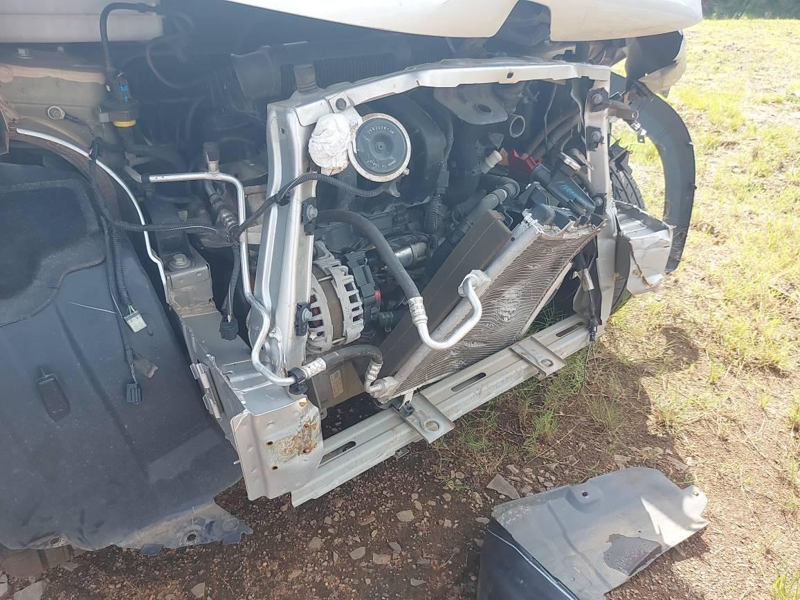 RENAULT KWID ZEN 1.0 FLEX 12V 5P MEC. RENAULT KWID ZEN 1.0 FLEX 12V 5P MEC.