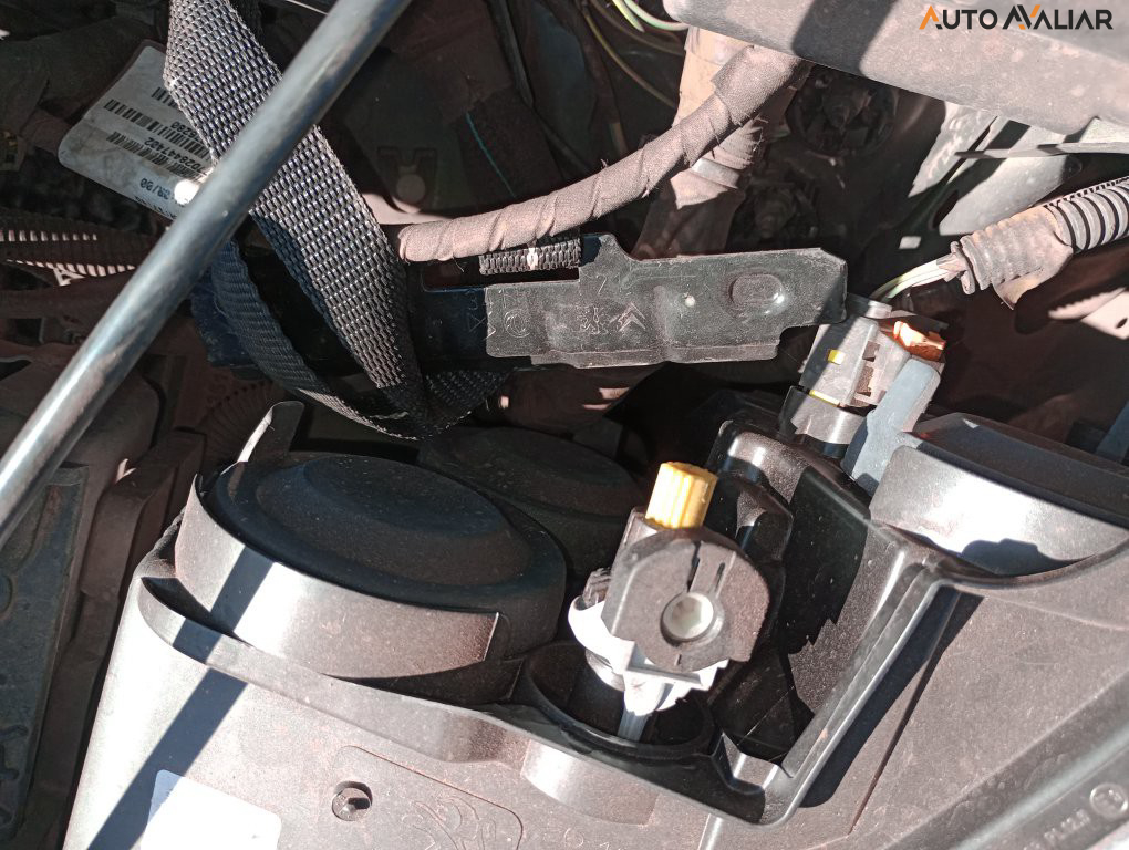 PEUGEOT 208 1.0 FIREFLY FLEX LIKE MANUAL