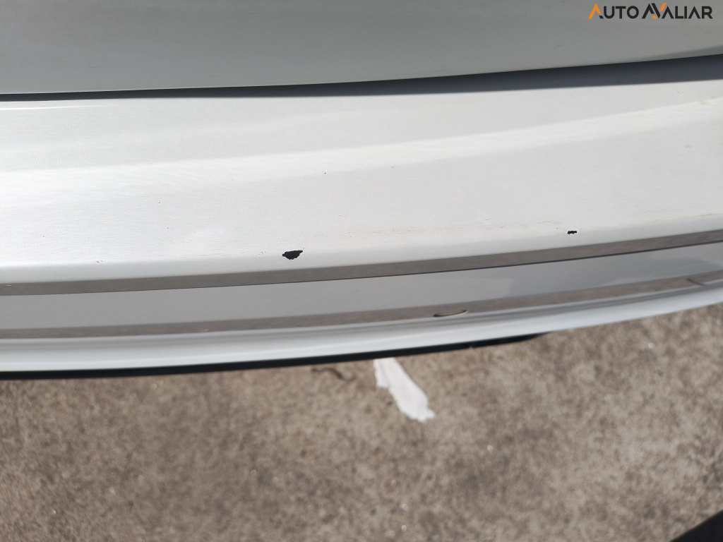 VOLVO XC60 2.0 T8 RECHARGE R-DESIGN AWD GEARTRONIC