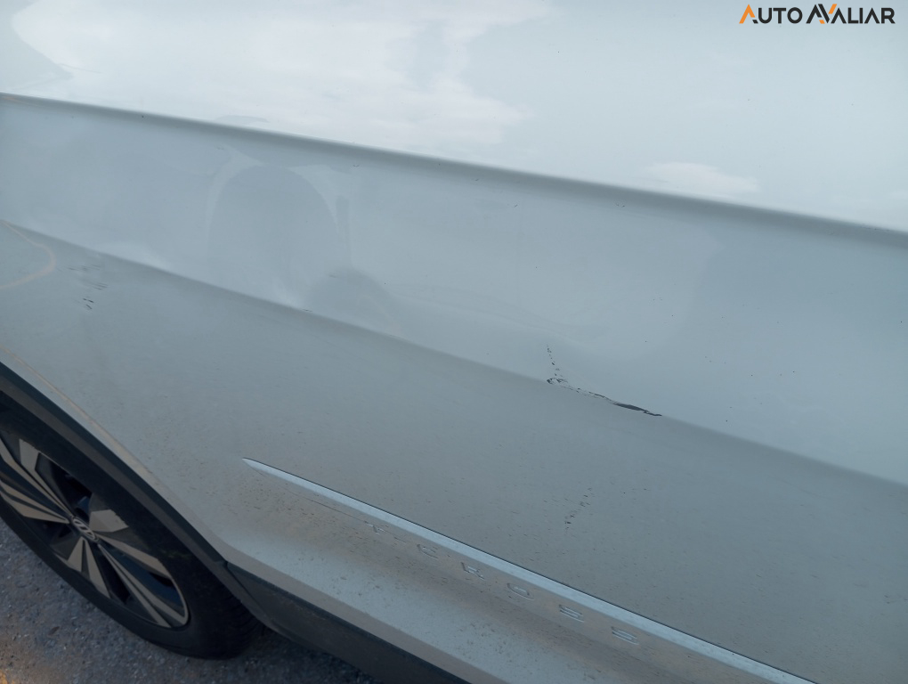 VOLKSWAGEN T-CROSS 1.0 200 TSI TOTAL FLEX SENSE AUTOM&Aacute;TICO