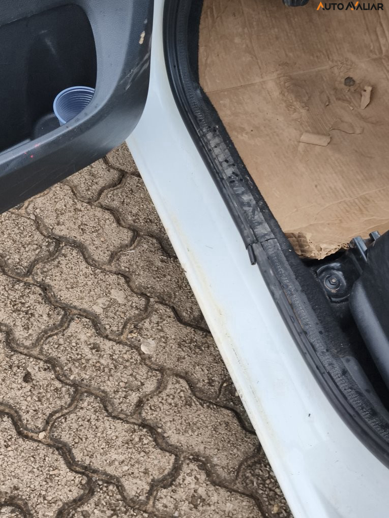 RENAULT KWID 1.0 12V SCE FLEX INTENSE MANUAL