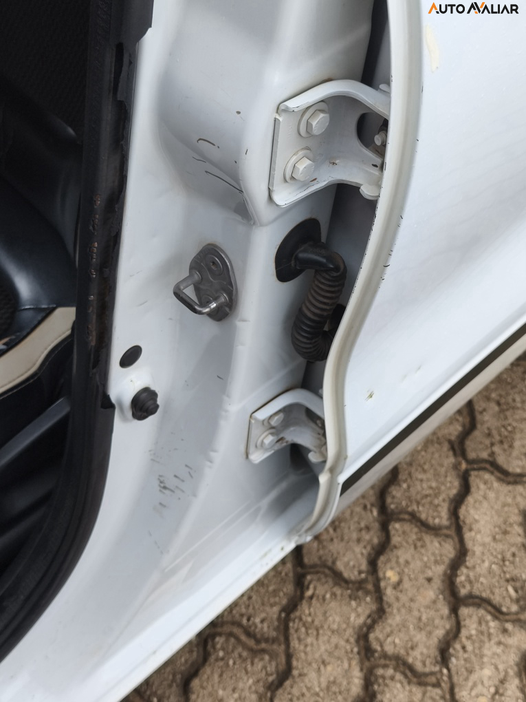 RENAULT KWID 1.0 12V SCE FLEX INTENSE MANUAL