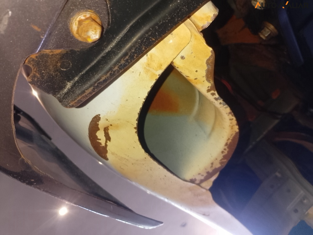 TOYOTA HILUX 2.8 D-4D TURBO DIESEL CD POWER PACK 4X4 MANUAL