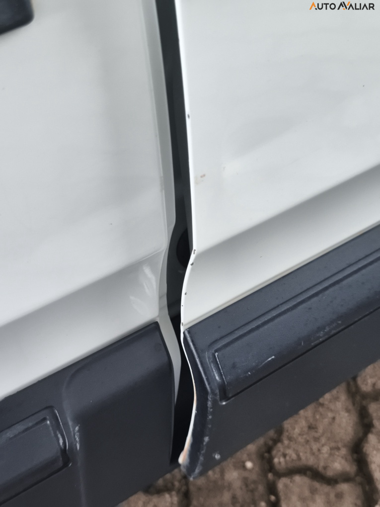 FIAT TORO 2.0 16V TURBO DIESEL FREEDOM 4WD MANUAL