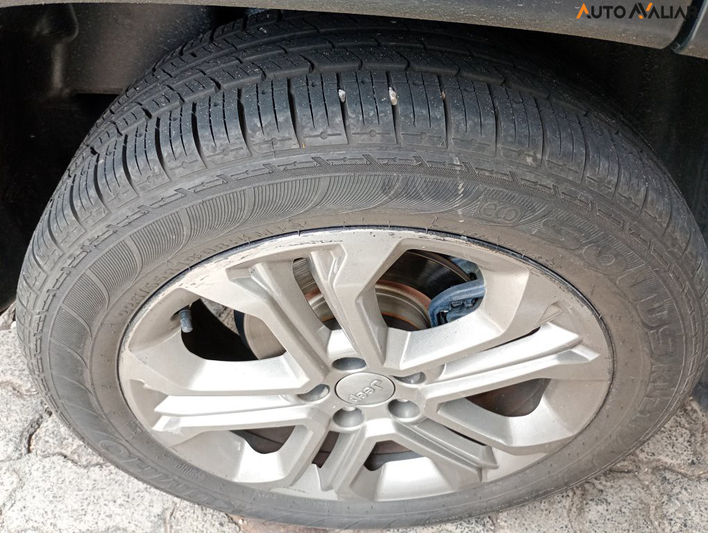 JEEP COMPASS 1.3 T270 TURBO FLEX LONGITUDE AT6