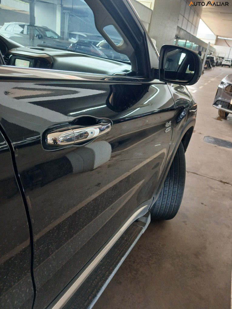 FIAT TORO 2.0 16V TURBO DIESEL VOLCANO 4WD AT9