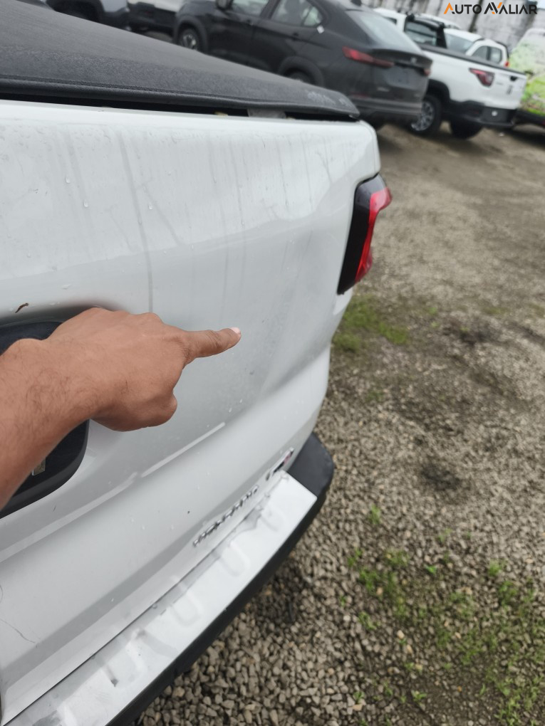 FIAT TORO 2.0 16V TURBO DIESEL VOLCANO 4WD AT9