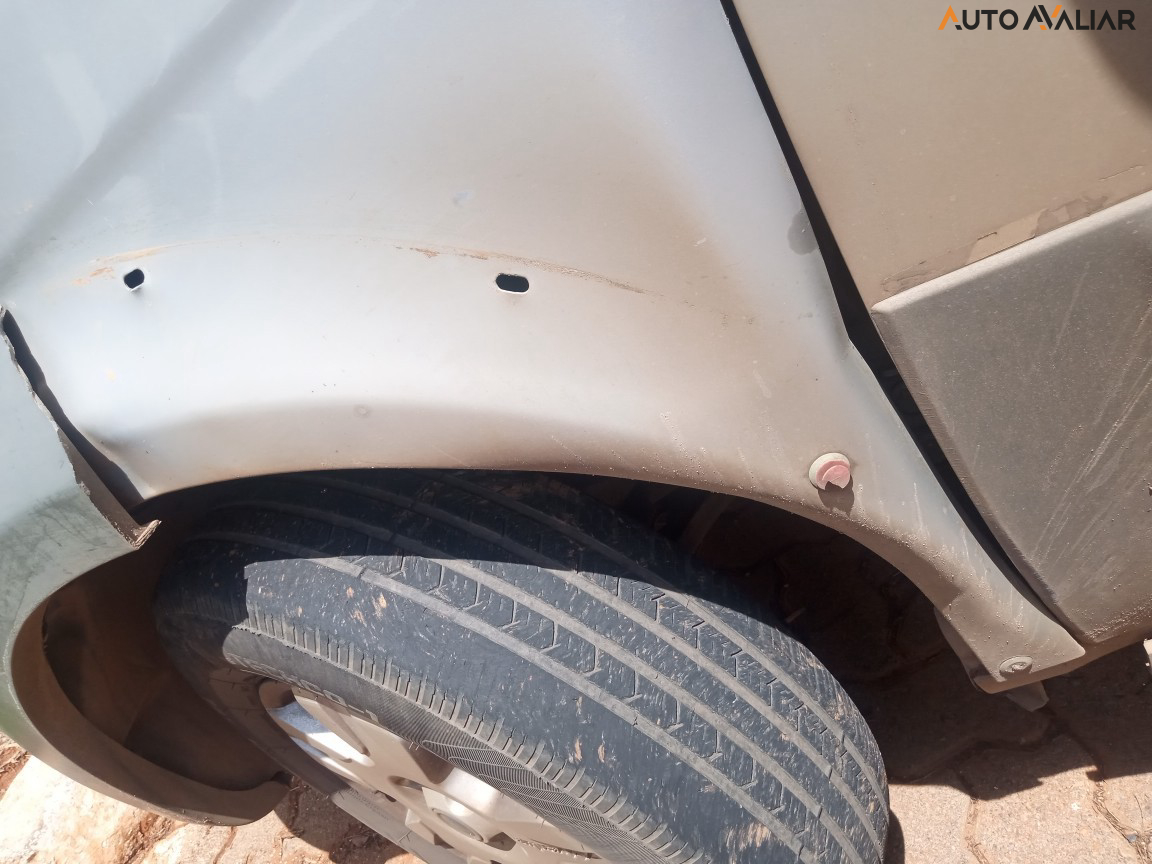 FIAT IDEA 1.8 MPI ADVENTURE 8V FLEX 4P MANUAL