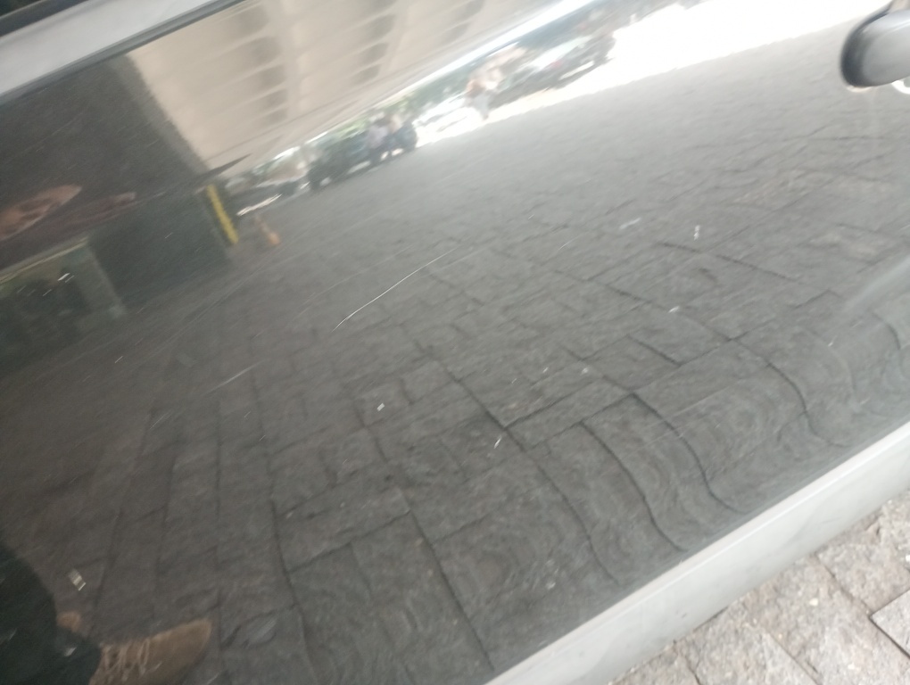 NISSAN LIVINA 1.8 SL X-GEAR 16V FLEX 4P AUTOMATICO