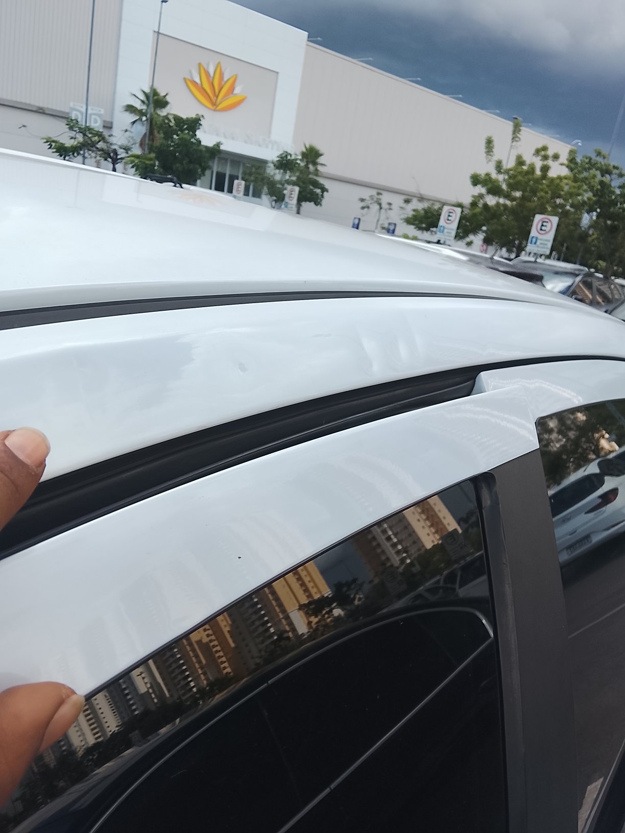 FORD KA 1.0 SE / SE PLUS TI-VCT FLEX 