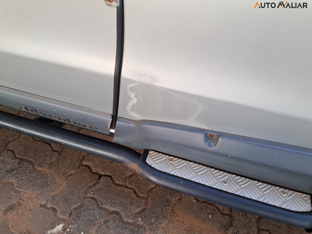 FIAT STRADA 1.8 MPI ADVENTURE CD 16V FLEX 2P MANUAL