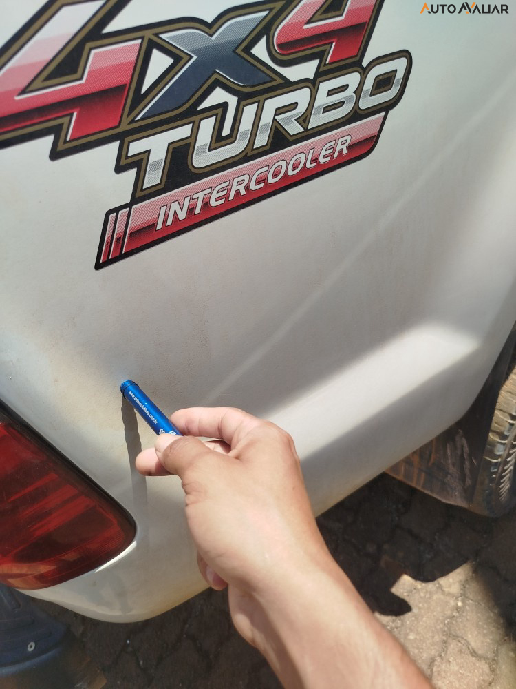 TOYOTA HILUX 2.5 STD 4X4 CD 16V TURBO DIESEL 4P MANUAL