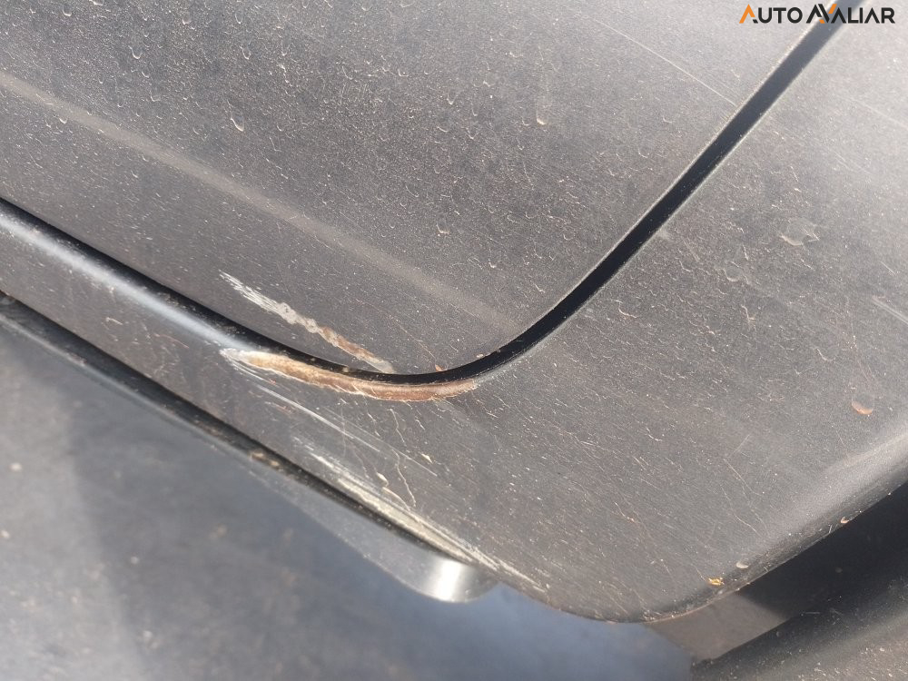 TOYOTA HILUX 2.8 D-4D TURBO DIESEL CD POWER PACK 4X4 MANUAL